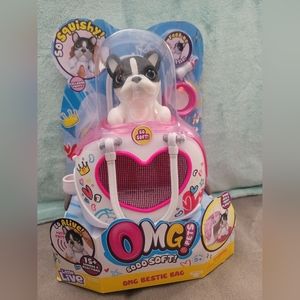 NIB- Omg Bulldog Pet Set
